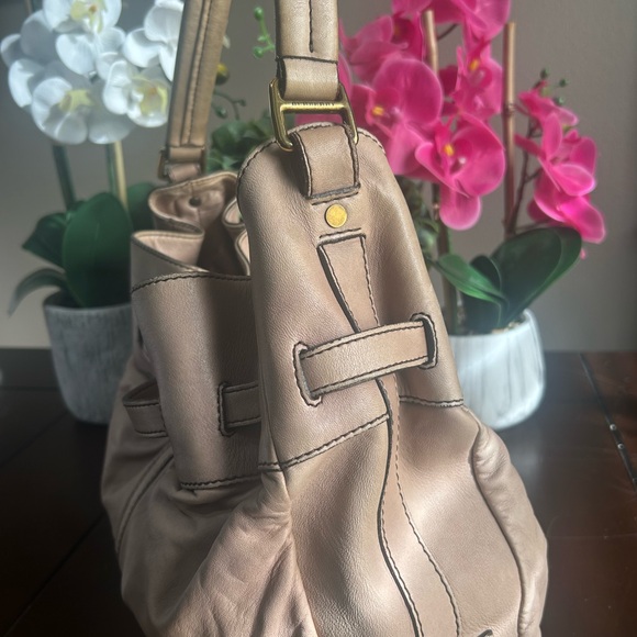 Burberry Calfskin shoulder bag. Authentic - Picture 3 of 16